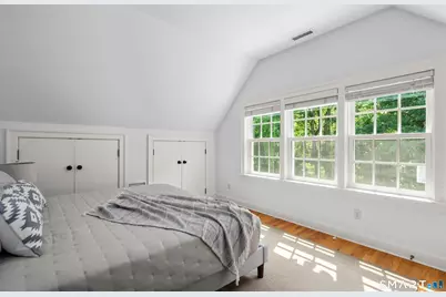 80 Governors Lane, Fairfield, CT 06824 - Photo 34