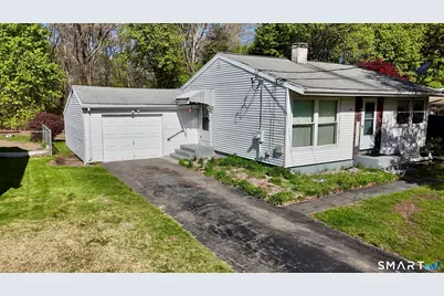 118 Bradley Terrace, Derby, CT 06418 - Photo 2