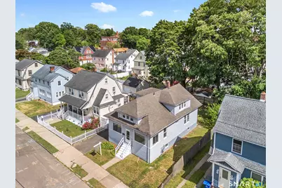 215 Overland Avenue, Bridgeport, CT 06606 - Photo 2