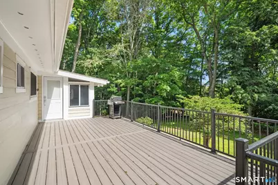 17 Nutmeg Drive, Greenwich, CT 06831 - Photo 4