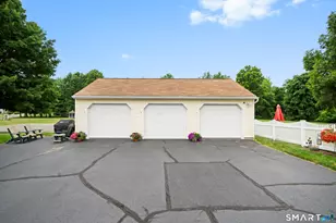 35 North St, Enfield, CT 06082 - Photo 6