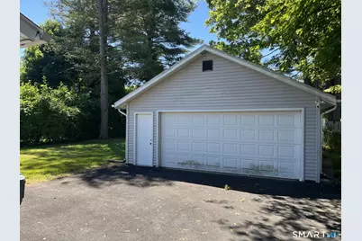 31 Hardwood Road, Plainville, CT 06062 - Photo 2