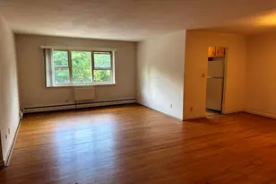 70 Grove Hill St, New Britain, CT 06052 - Photo 10