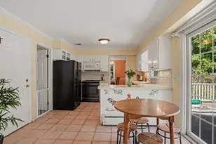 2435 Boston Post Rd, Darien, CT 06820 - Photo 12