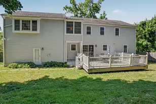 2435 Boston Post Rd, Darien, CT 06820 - Photo 26