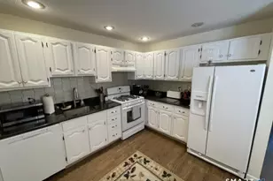 601 Foxboro Dr, Norwalk, CT 06851 - Photo 8