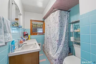 4 Francis Rd, Danbury, CT 06810 - Photo 20