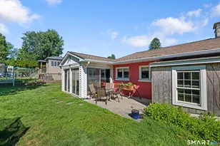 4 Francis Rd, Danbury, CT 06810 - Photo 4