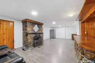 4 Francis Rd, Danbury, CT 06810 - Photo 24
