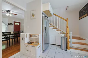 9 Hickory St, Norwich, CT 06360 - Photo 4