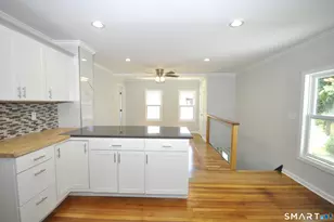 17 Hough St, Plainville, CT 06062 - Photo 2