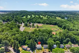 193 Dessa Dr, Hamden, CT 06517 - Photo 34