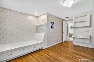 193 Dessa Dr, Hamden, CT 06517 - Photo 22