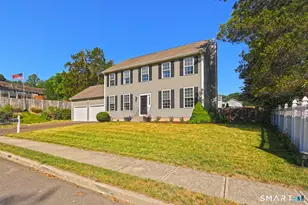 40 Griswold St, East Haven, CT 06513 - Photo 2