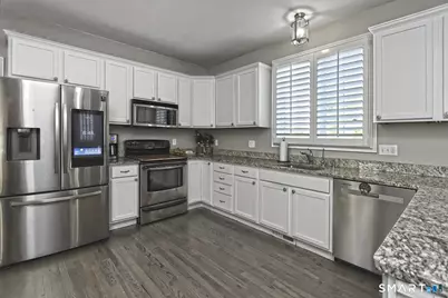 40 Griswold Street, East Haven, CT 06513 - Photo 6
