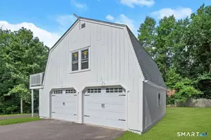 421-Ab Shelton Rd, Trumbull, CT 06611 - Photo 4