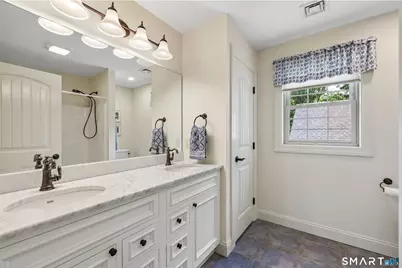 29 Green Valley Lakes Road, East Lyme, CT 06333 - Photo 22