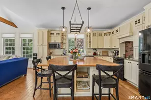 29 Green Valley Lakes Rd, East Lyme, CT 06333 - Photo 4