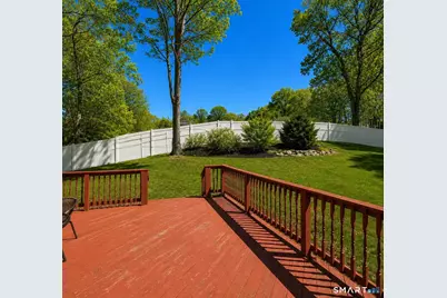 374 Stevenson Road, New Haven, CT 06515 - Photo 14