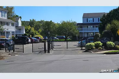 150 Beachview Avenue #290, Bridgeport, CT 06605 - Photo 16