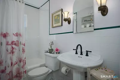 32 Lincoln Lane, Ridgefield, CT 06877 - Photo 16