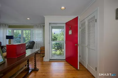 32 Lincoln Lane, Ridgefield, CT 06877 - Photo 4