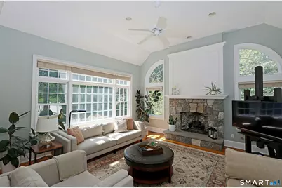 30 Whipstick Road, Ridgefield, CT 06877 - Photo 6