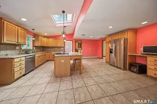 650 Middletown Ave, North Haven, CT 06473 - Photo 12