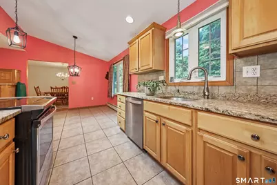 650 Middletown Avenue, North Haven, CT 06473 - Photo 14