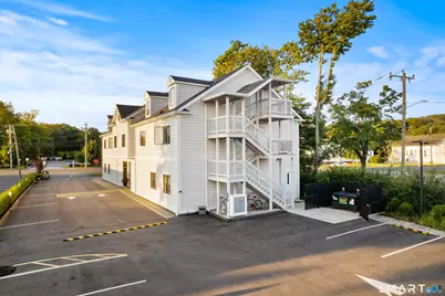159 Boston Post Road #C2, East Lyme, CT 06333 - Photo 2
