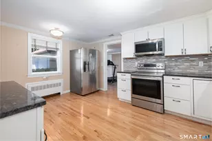14 Barksdale Rd, West Hartford, CT 06117 - Photo 10