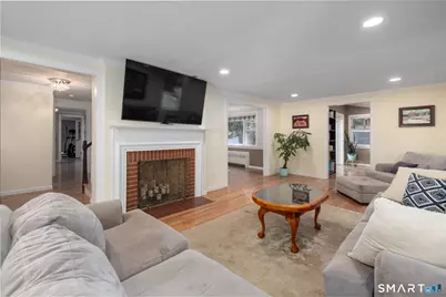 14 Barksdale Road, West Hartford, CT 06117 - Photo 4