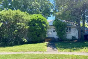 155 Lobdell Dr, Stratford, CT 06614 - Photo 2