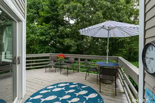 675 Townsend Ave, New Haven, CT 06512 - Photo 14