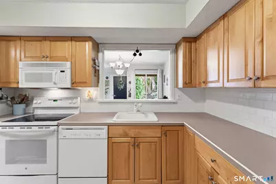 11 Willow Lane #11, Avon, CT 06001 - Photo 16