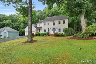11 Dunne Wood Ct, Farmington, CT 06085 - Photo 2