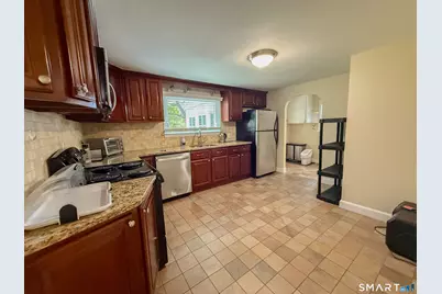 1657 Farmington Avenue, Farmington, CT 06085 - Photo 14
