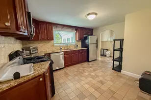 1657 Farmington Ave, Farmington, CT 06085 - Photo 14
