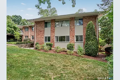 18 Southport Woods Drive #18, Fairfield, CT 06890 - Photo 2