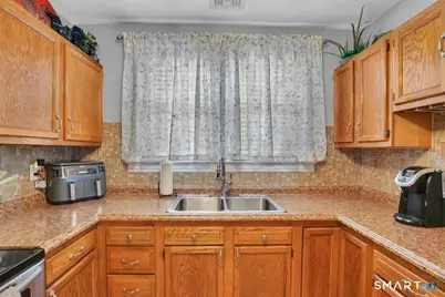 43 Barraclough Avenue, Hamden, CT 06517 - Photo 12