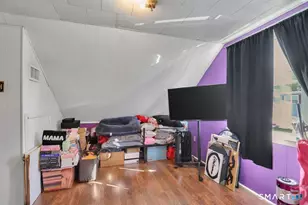 383 Glen Hills Rd, Meriden, CT 06451 - Photo 18