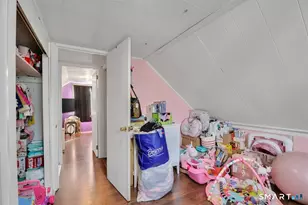 383 Glen Hills Rd, Meriden, CT 06451 - Photo 22