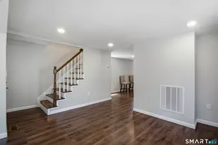 11 Bell St, Bridgeport, CT 06610 - Photo 10