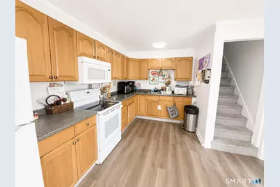 14 Asnuntuck Street, Enfield, CT 06082 - Photo 12