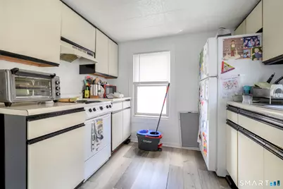 36 Larkin Street, Stamford, CT 06907 - Photo 12