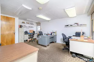 36 Larkin St, Stamford, CT 06907 - Photo 18