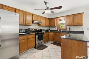 21 Markwood Rd, Manchester, CT 06040 - Photo 14