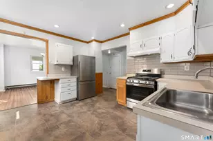 42 Pine St, Torrington, CT 06790 - Photo 6