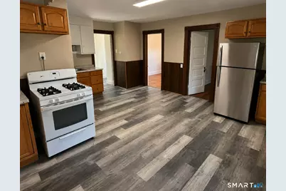 14 Portland Street, Middletown, CT 06457 - Photo 2
