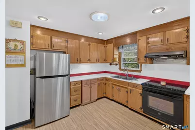 6 Willow Lane, Ledyard, CT 06339 - Photo 10